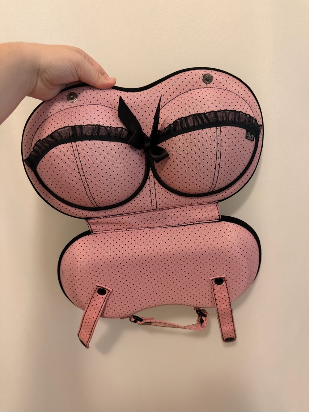 The Brag Company Bra-Shaped Lingerie Travel Case (Pink Polka Dot) - Picture 4 of 8